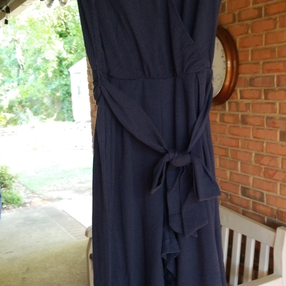 Universal thread jump suit - Picture 4 of 4